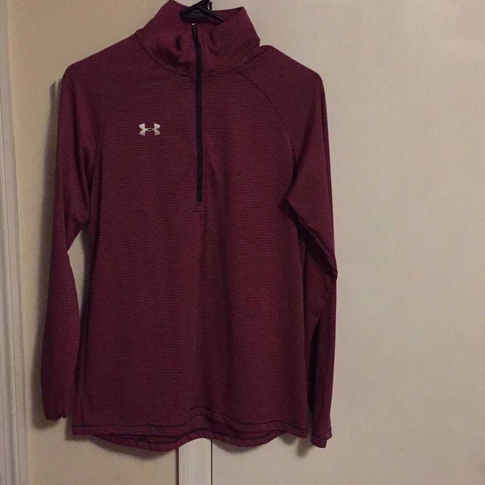 Long sleeve UA shirt